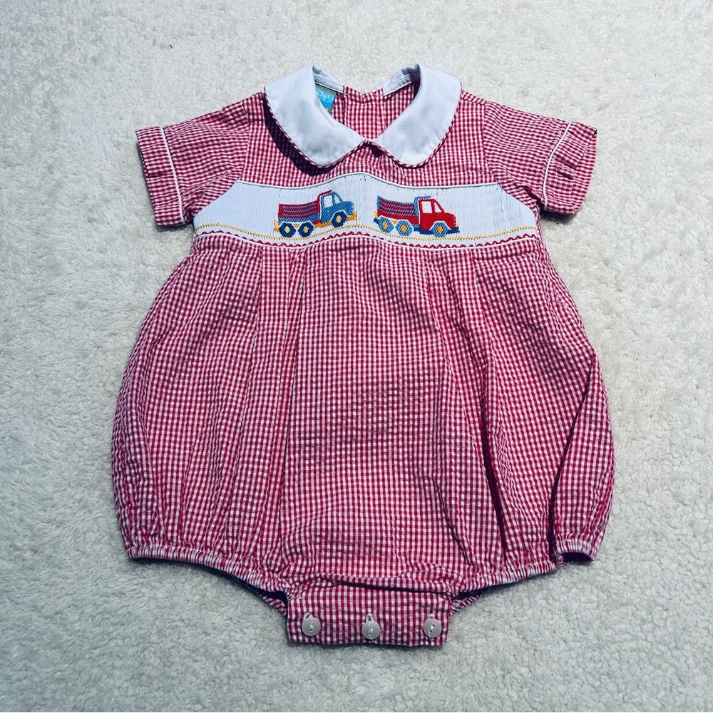 Boys Dump Truck Collared Bubble